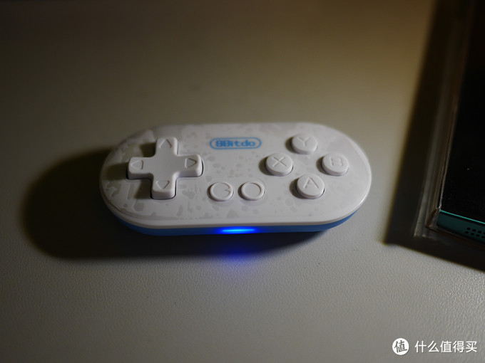 最后到来的小玩物-8BITDO 八位堂ZERO蓝牙手柄