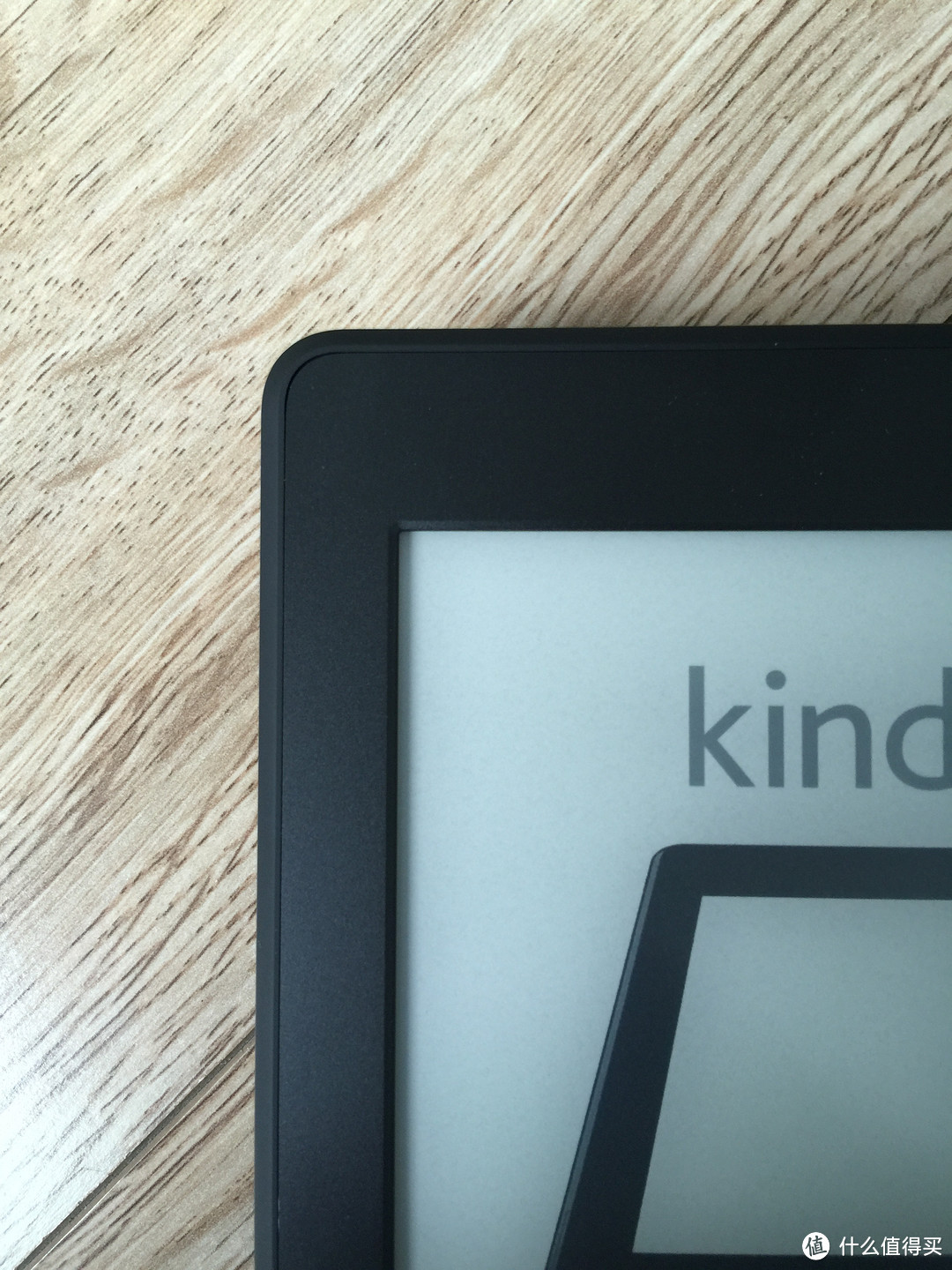 沉静的黑色墨海：Kindle Paperwhite 3 开箱