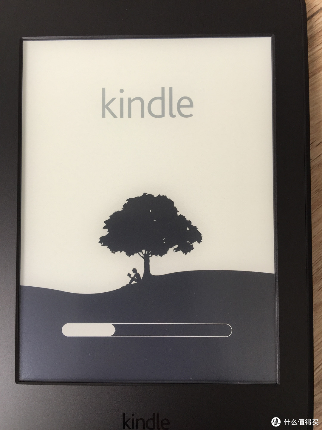 沉静的黑色墨海：Kindle Paperwhite 3 开箱