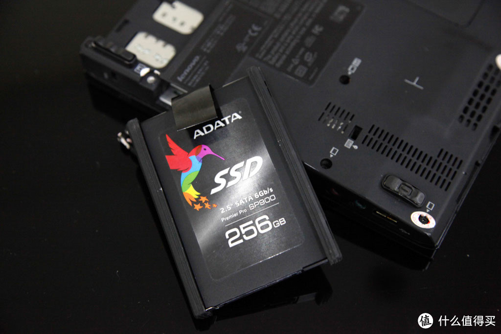 老笔记本加SSD重出江湖：ADATA 威刚 SP900 256G SSD