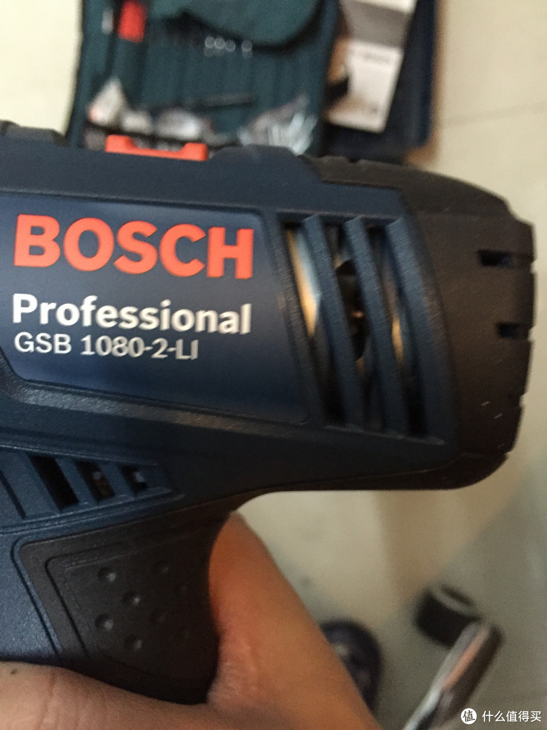 小身材大能量：BOSCH 博世 GSB 1080-2-Li 充电式冲击钻 开箱