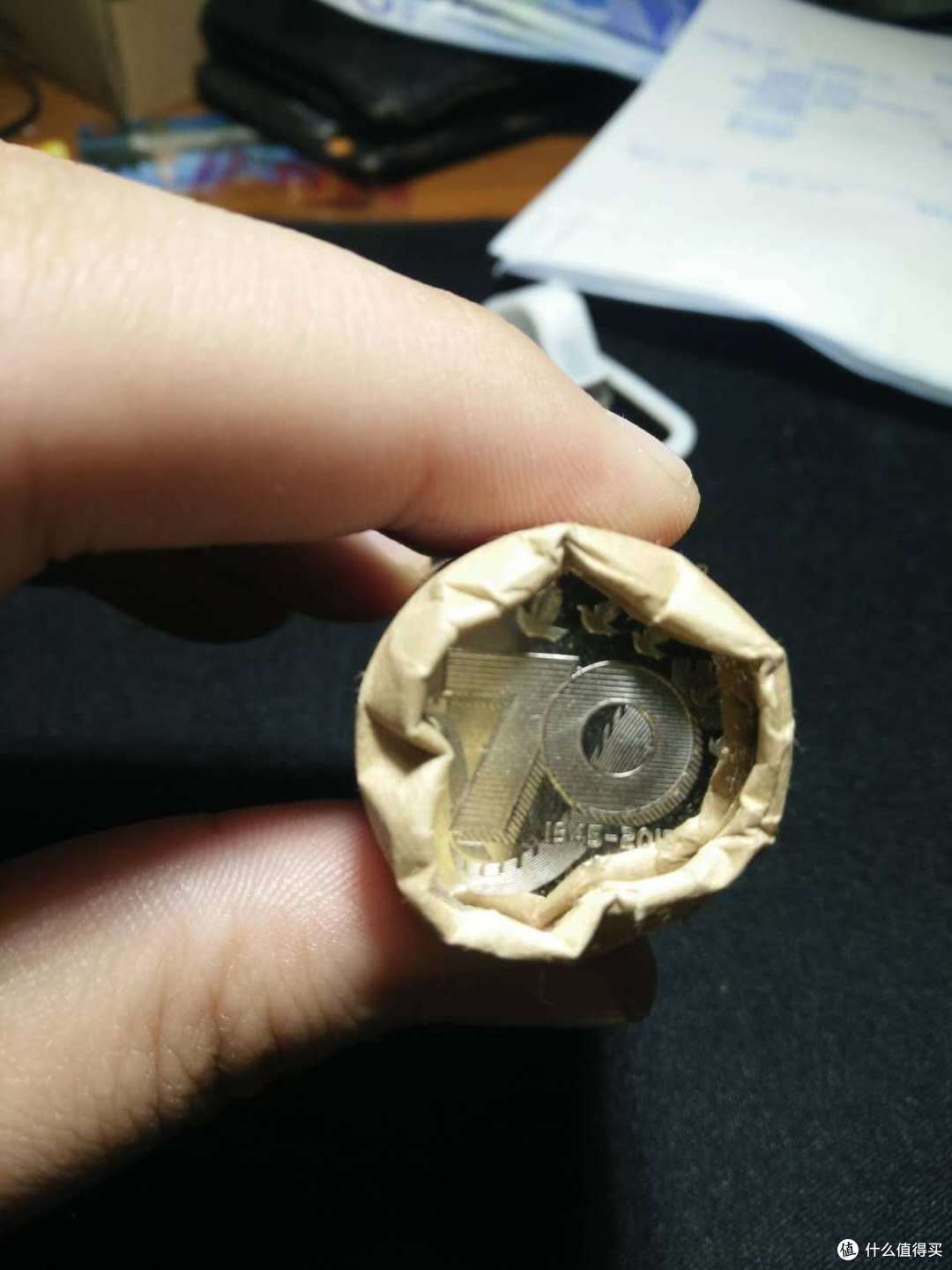 一大早就排队得到的：航天纪念币和纪念钞
