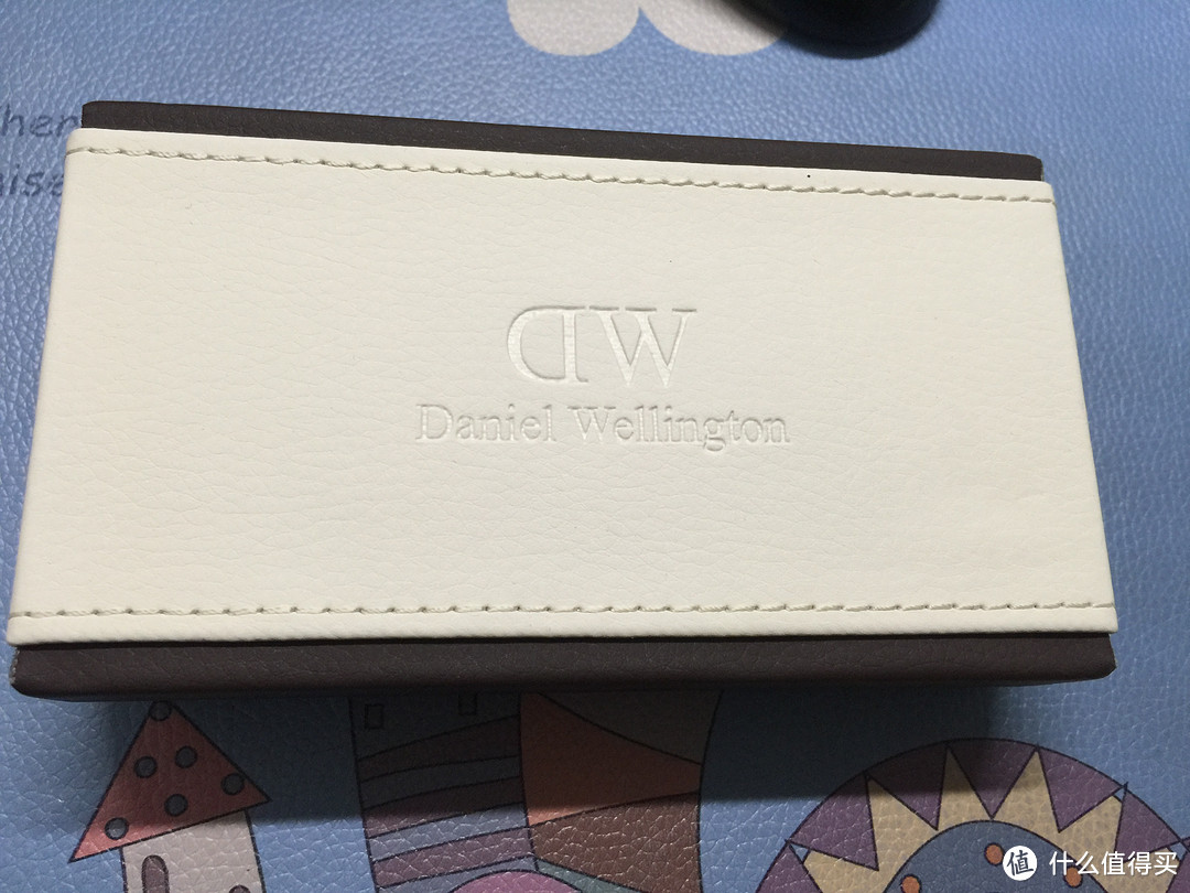 亚马逊海外购购入Daniel Wellington 丹尼尔•惠灵顿 Classic 0505DW