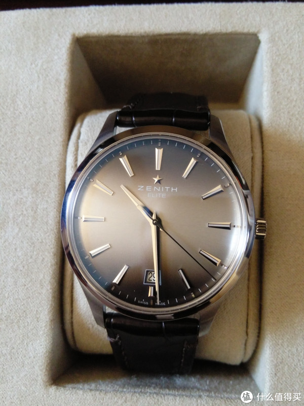 a网转香港无税到手:zenith 真力时 captain 指挥官系列 03-2020-670