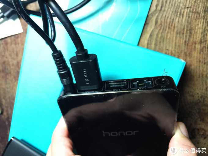 家中第一台电视盒子 — HUAWEI 华为 荣耀 M330