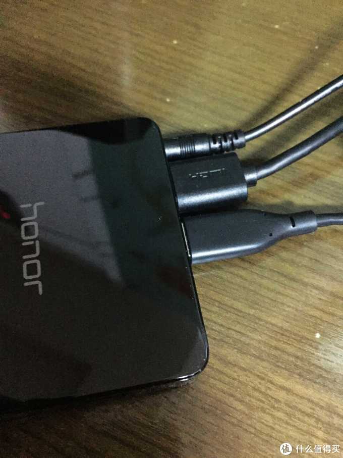家中第一台电视盒子 — HUAWEI 华为 荣耀 M330
