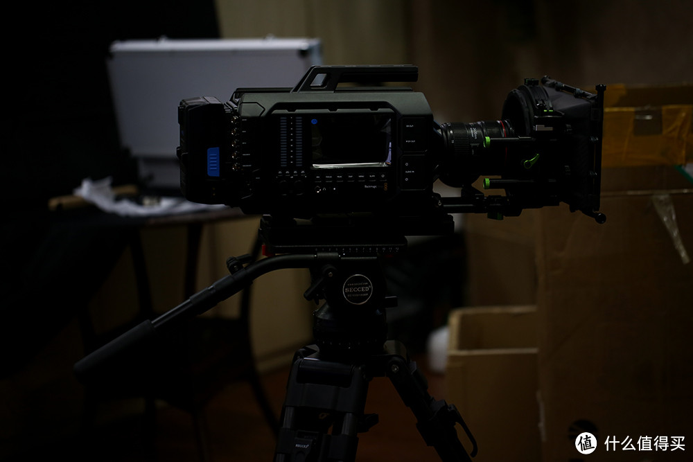 #首晒# BlackMagic URSA EF 4K 高端数字电影摄影机 开箱（附4K RAW 测试视频）