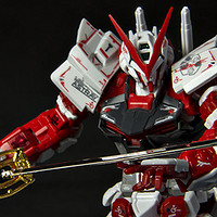 终于把剁手节入的完成了 — [素组]万代 RG Astray Red Frame，