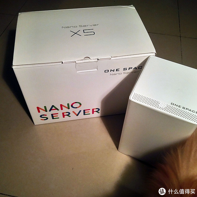 硬件出色,颜值颇高,基础功能优秀 OneSpace X5 Nano Server （智能微服务器）