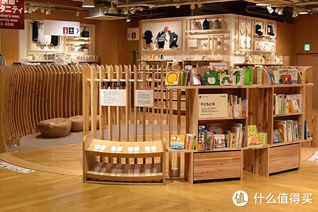 MUJI BOOKS即将驾临：MUJI 无印良品 上海旗舰店 12月12日 开幕