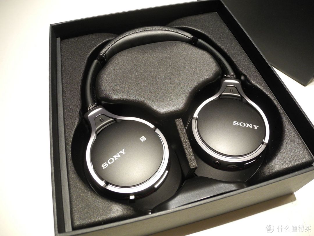 到底是简化还是进化：SONY 索尼 MDR-10RBT开箱与1RBT对比