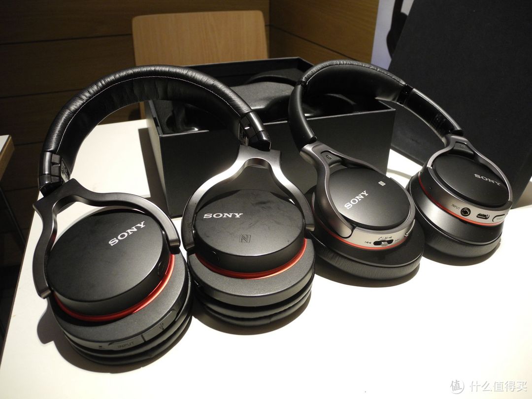 到底是简化还是进化：SONY 索尼 MDR-10RBT开箱与1RBT对比