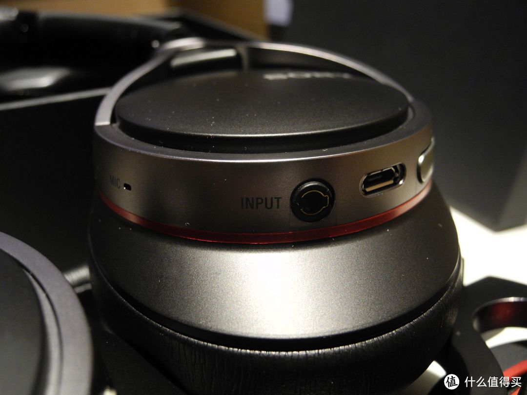 到底是简化还是进化：SONY 索尼 MDR-10RBT开箱与1RBT对比