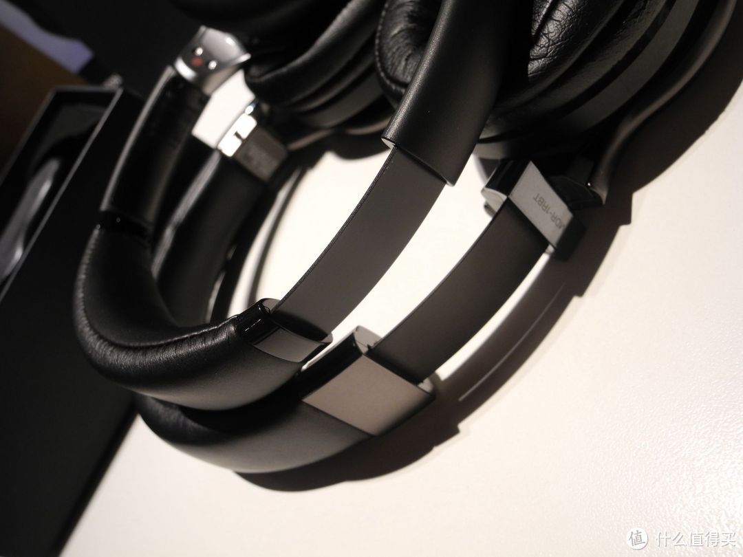 到底是简化还是进化:SONY 索尼 MDR-10RBT开箱与1RBT对比