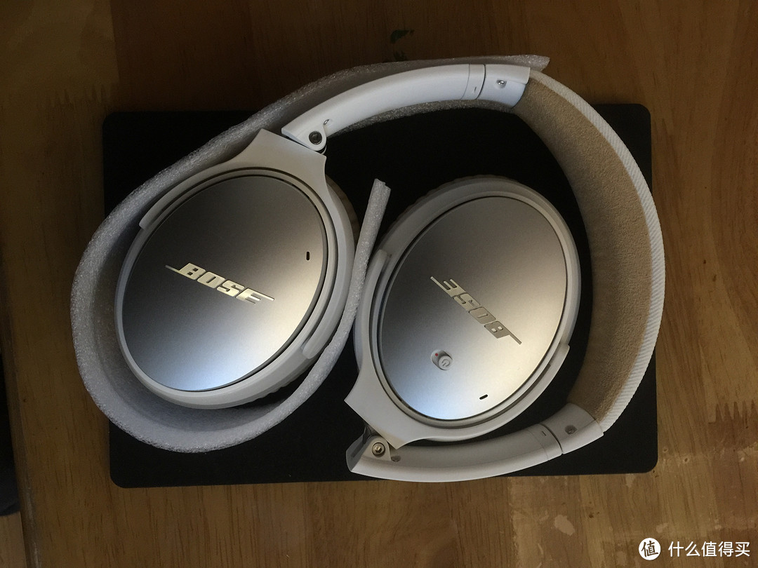 白色BOSE QC25 主动降噪耳机加物流体验与使用感受（详细多图！）