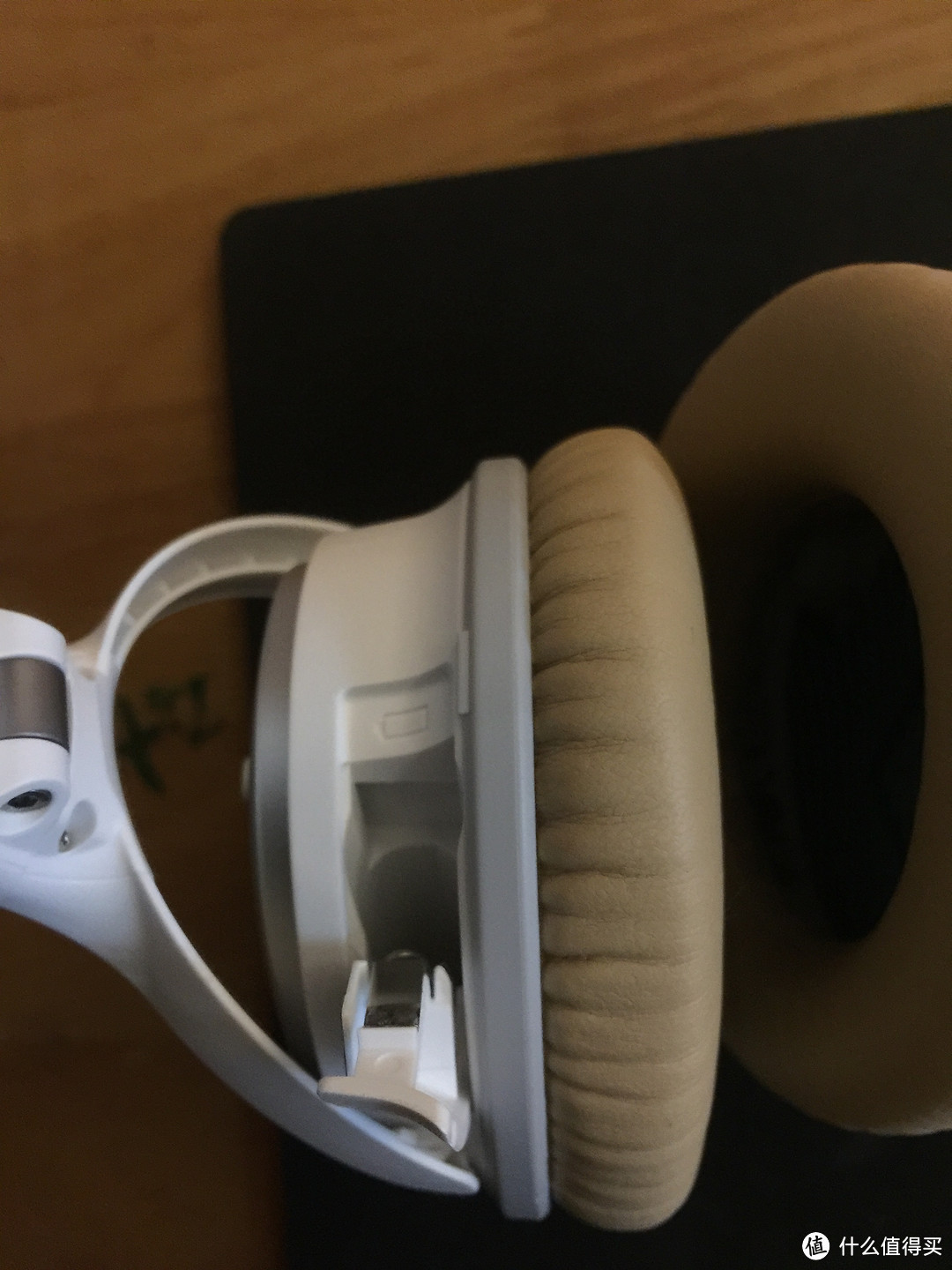 白色BOSE QC25 主动降噪耳机加物流体验与使用感受（详细多图！）