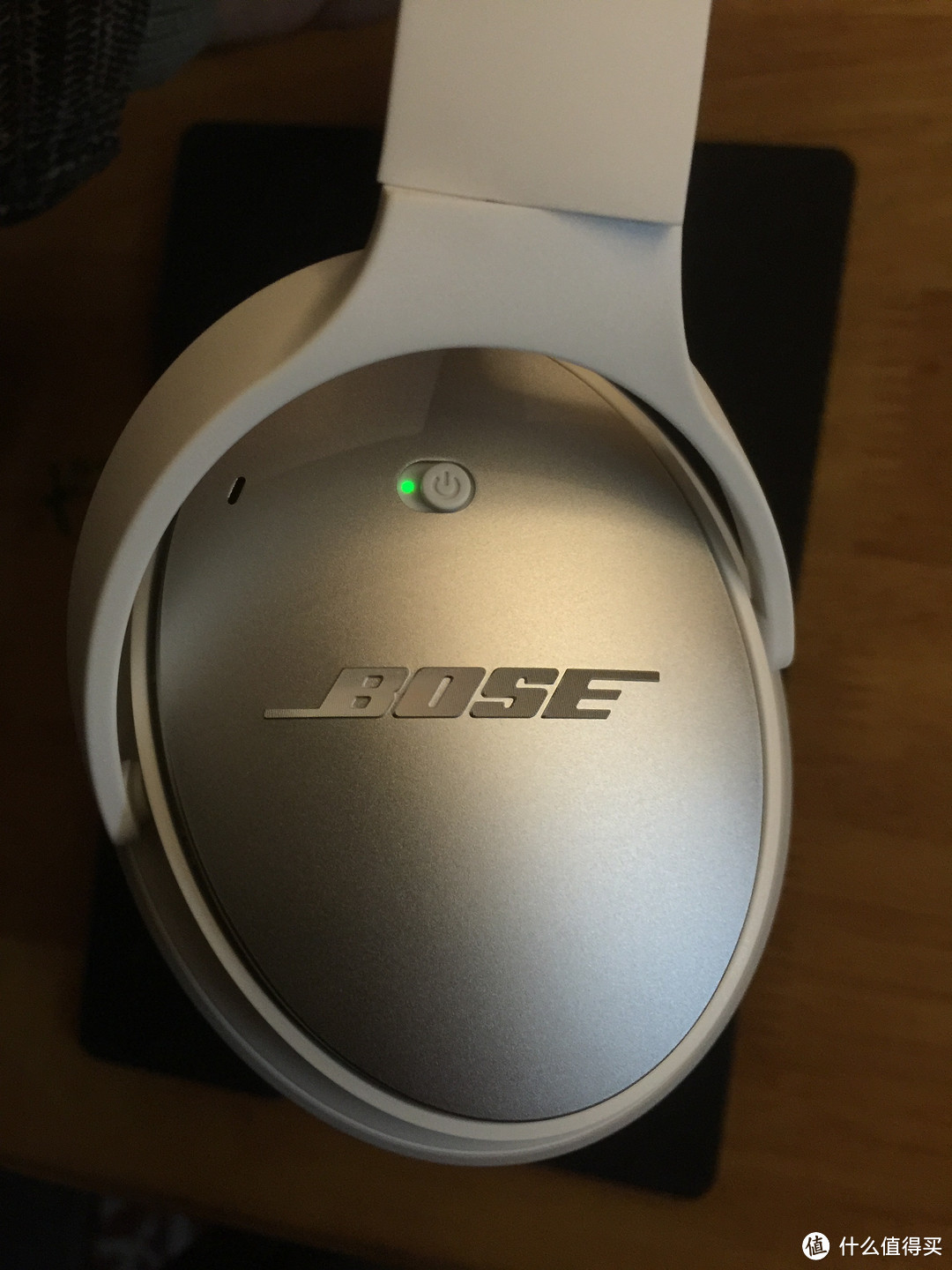 白色BOSE QC25 主动降噪耳机加物流体验与使用感受（详细多图！）