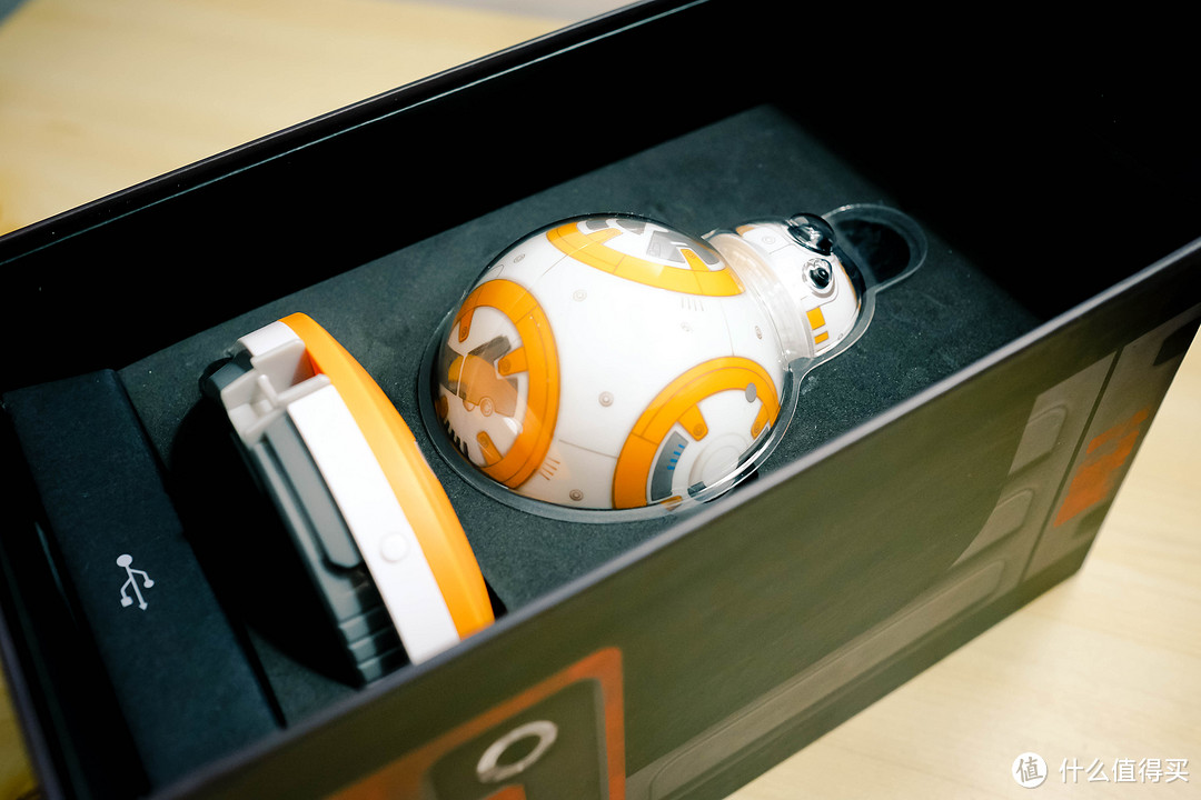 来吧~大家一起玩个球! Sphero BB-8 星球大站遥控智能机器人 开箱