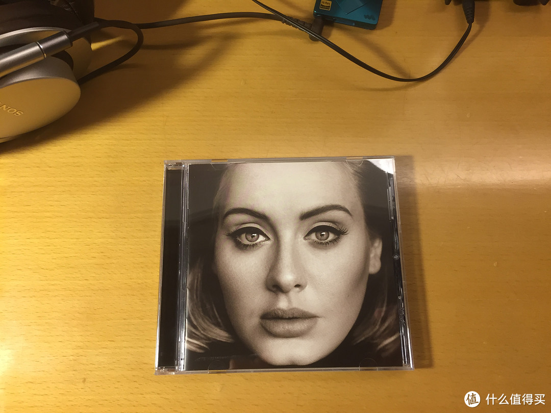 再次轰动全球的“阿呆” — Adele《25》CD专辑 开箱