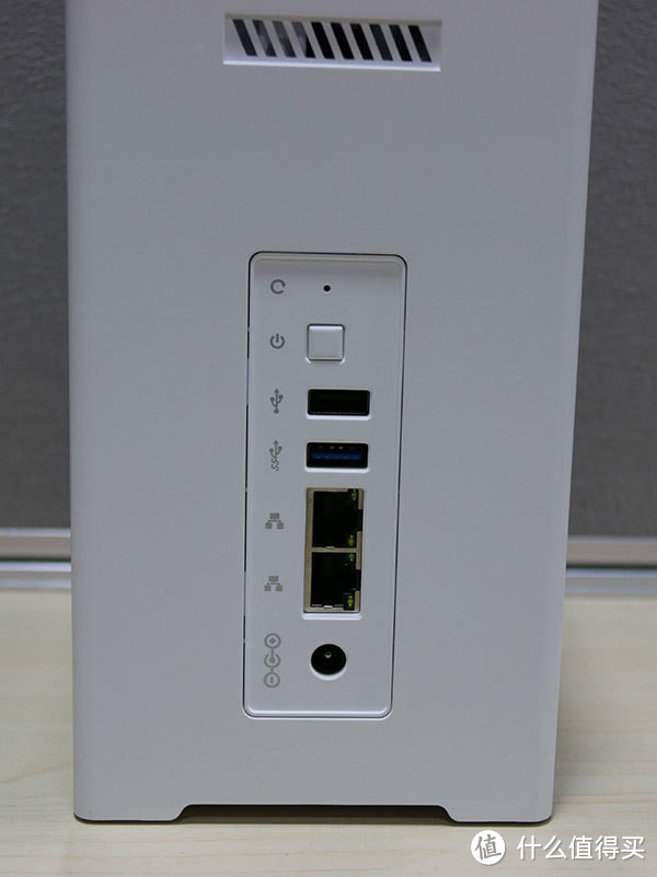智能微服务器,该有的都有了:评测OneSpace X5 Nano Server