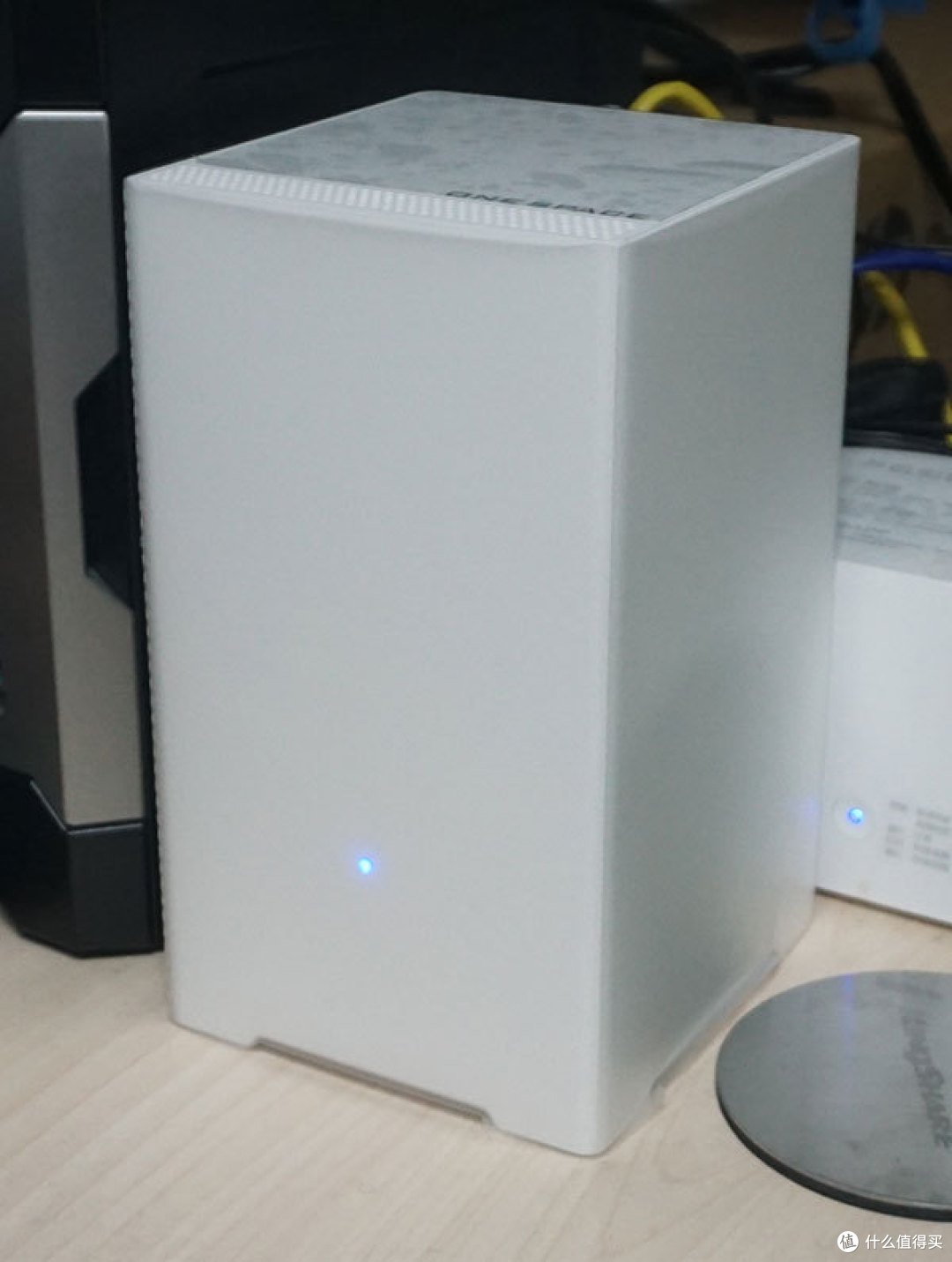 智能微服务器,该有的都有了:评测OneSpace X5 Nano Server
