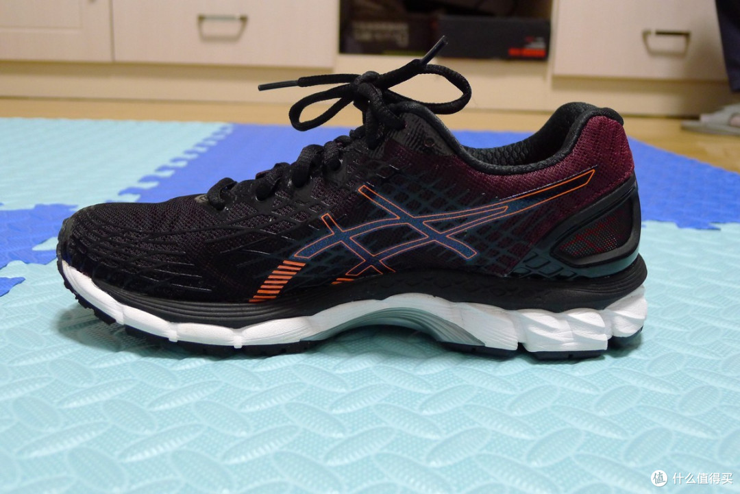 asics 亚瑟士 *级缓震跑鞋 nimbus17 低调の黑橙配色(有福利)