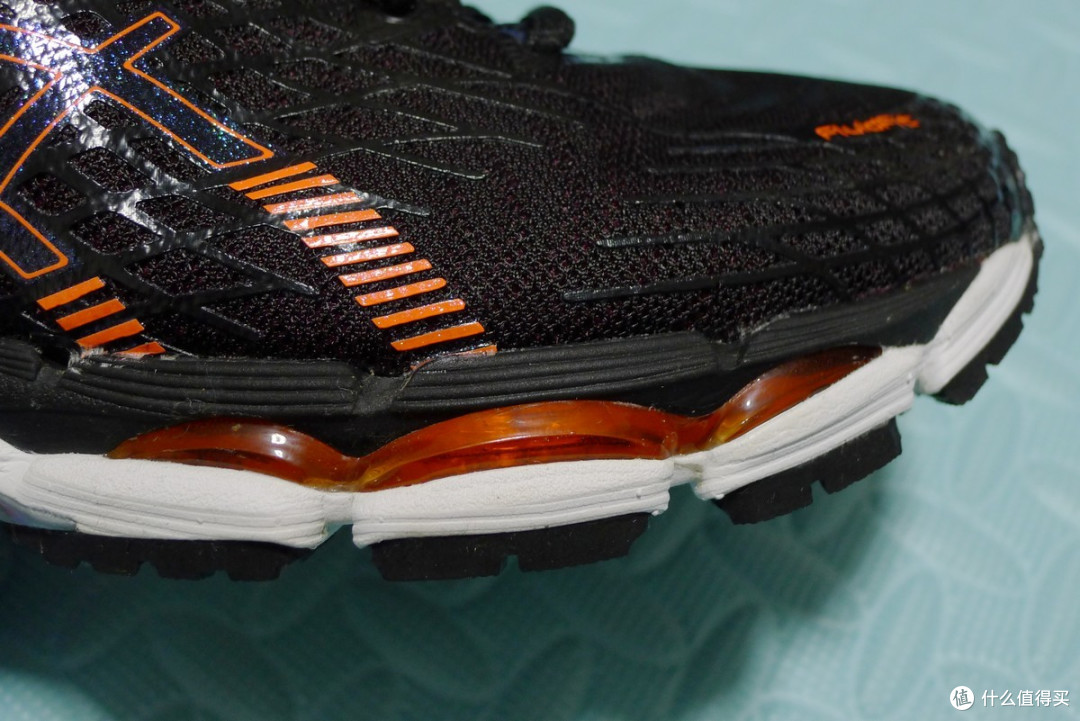 ASICS 亚瑟士 *级缓震跑鞋 Nimbus17 低调の黑橙配色(有福利)