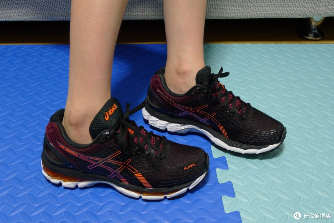 ASICS 亚瑟士 *级缓震跑鞋 Nimbus17 低调の黑橙配色(有福利)
