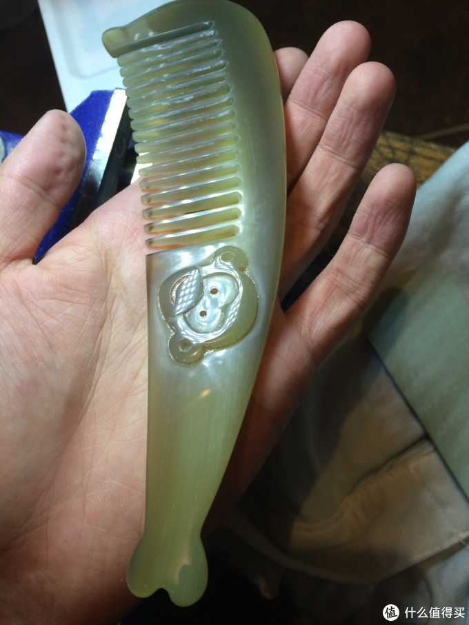 送妹纸特别的生日礼物：工科男手工打造水牛角梳