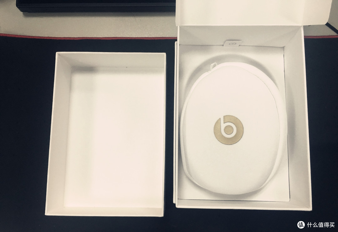 金灿灿的B格!土豪金Beats Solo2 Wireless Gold 头戴式贴耳蓝牙耳机开箱