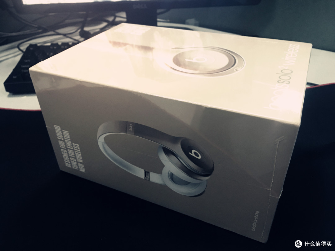金灿灿的B格!土豪金Beats Solo2 Wireless Gold 头戴式贴耳蓝牙耳机开箱