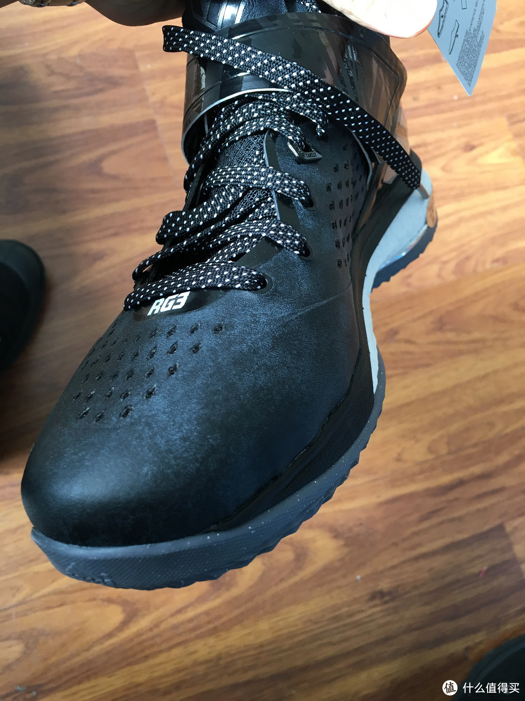 胖脚的灾星：Adidas 阿迪达斯 RG3 ENERGY BOOST 男款运动鞋