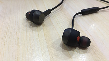 说好的小个头呢：Jabra 捷波朗 ROX 洛奇 无线蓝牙运动耳机 开箱简评