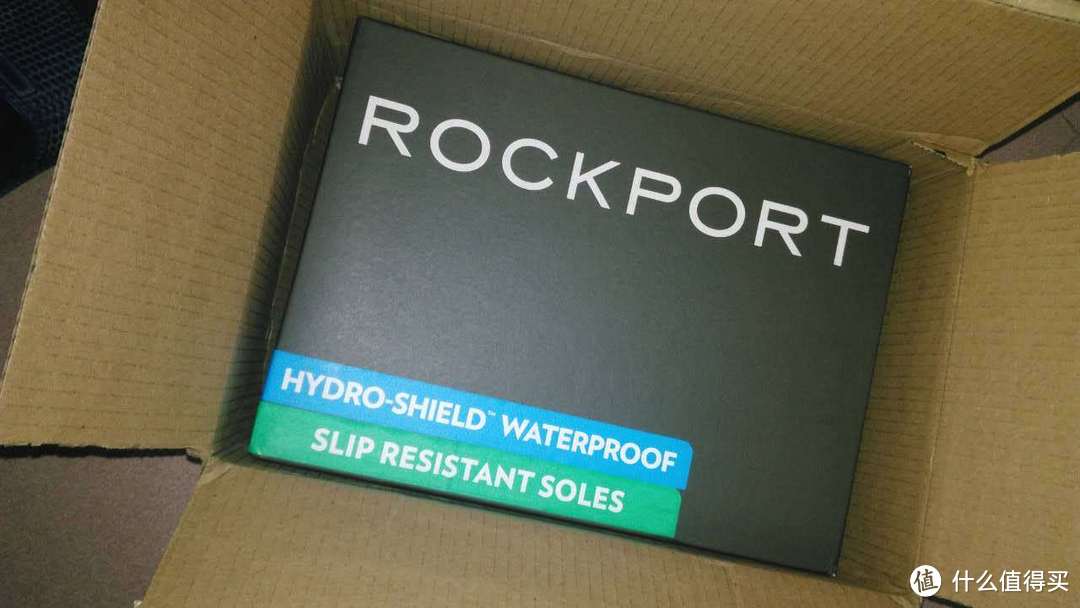 做一个雨中漫步的骚男子，ROCKPORT 乐步 Hydro-Shield 防水男靴 试穿半月体验