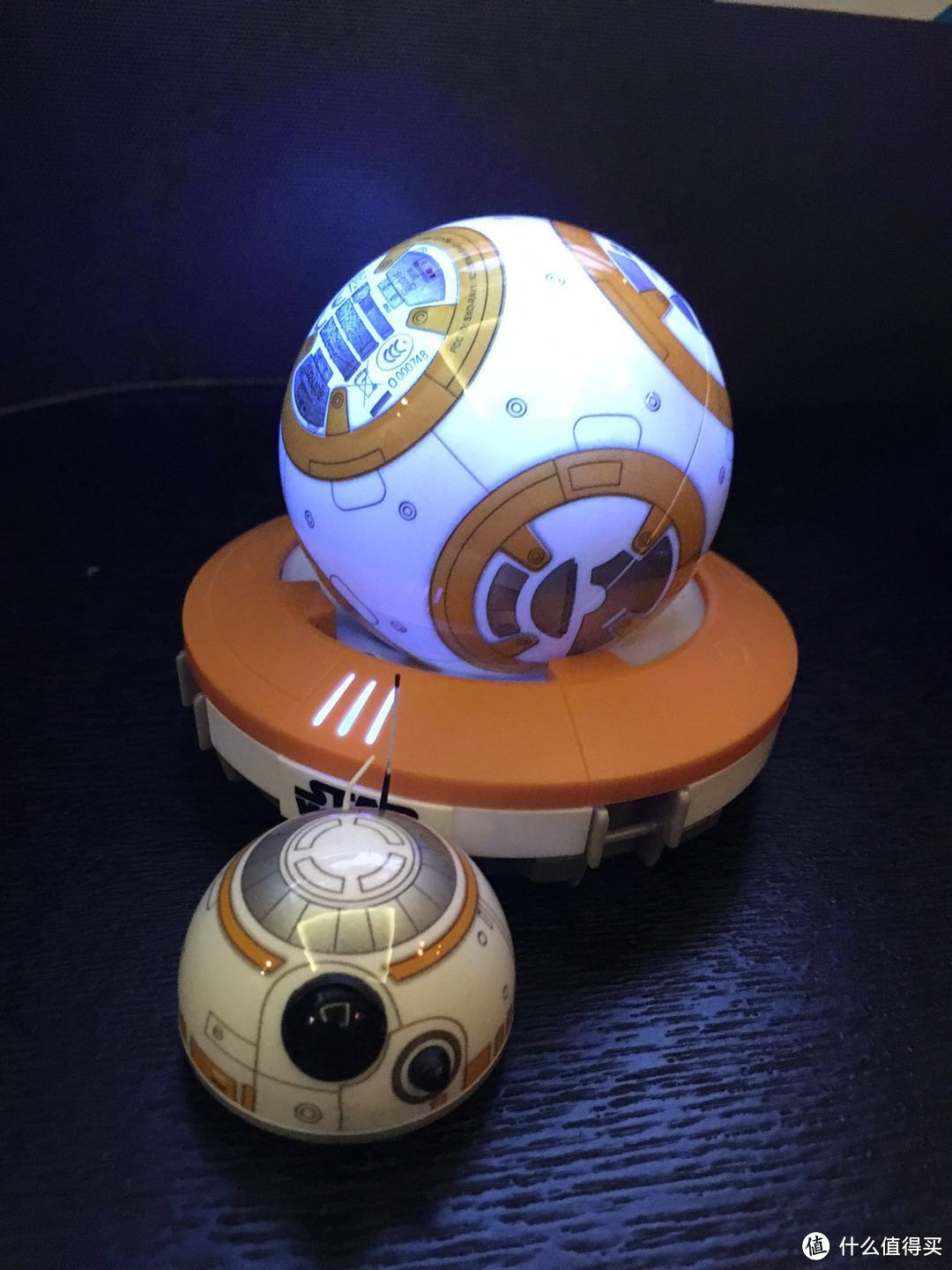 你值得拥有！星球大战 Sphero BB-8 球型机器人开箱晒单！