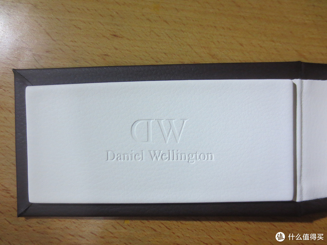 Daniel Wellington 丹尼尔•惠灵顿 Classic系列 玫瑰金表圈表扣 石英手表 0106DW