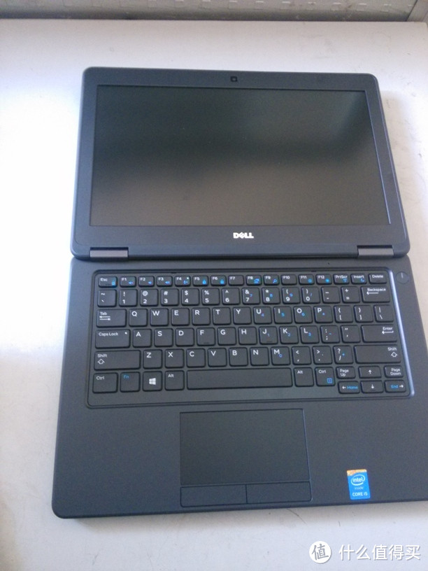 DELL 戴尔 Latitude E5250新机开箱及增加内存