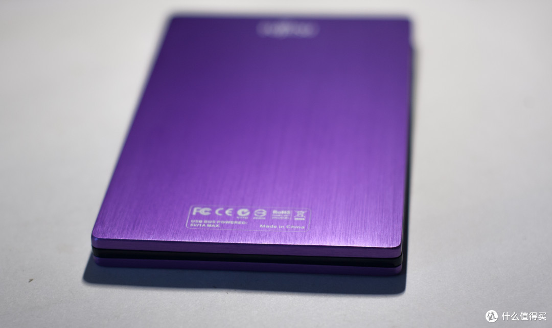 漂亮的实力派,Fujitsu(富士通)500G 2.5英寸 USB3.0高端移动硬盘(梦幻紫)