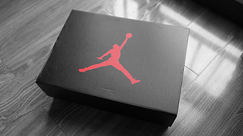 第一双限购鞋 & 第一篇晒物：Air Jordan 6 Retro 魔力红 复刻男子运动鞋