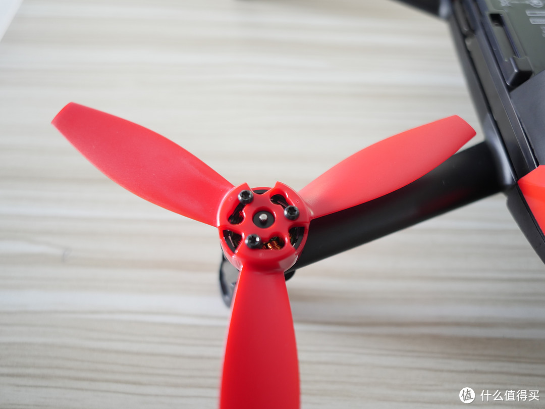 Parrot 派诺特 Bbebop 2 新一代 航拍无人机 开箱体验