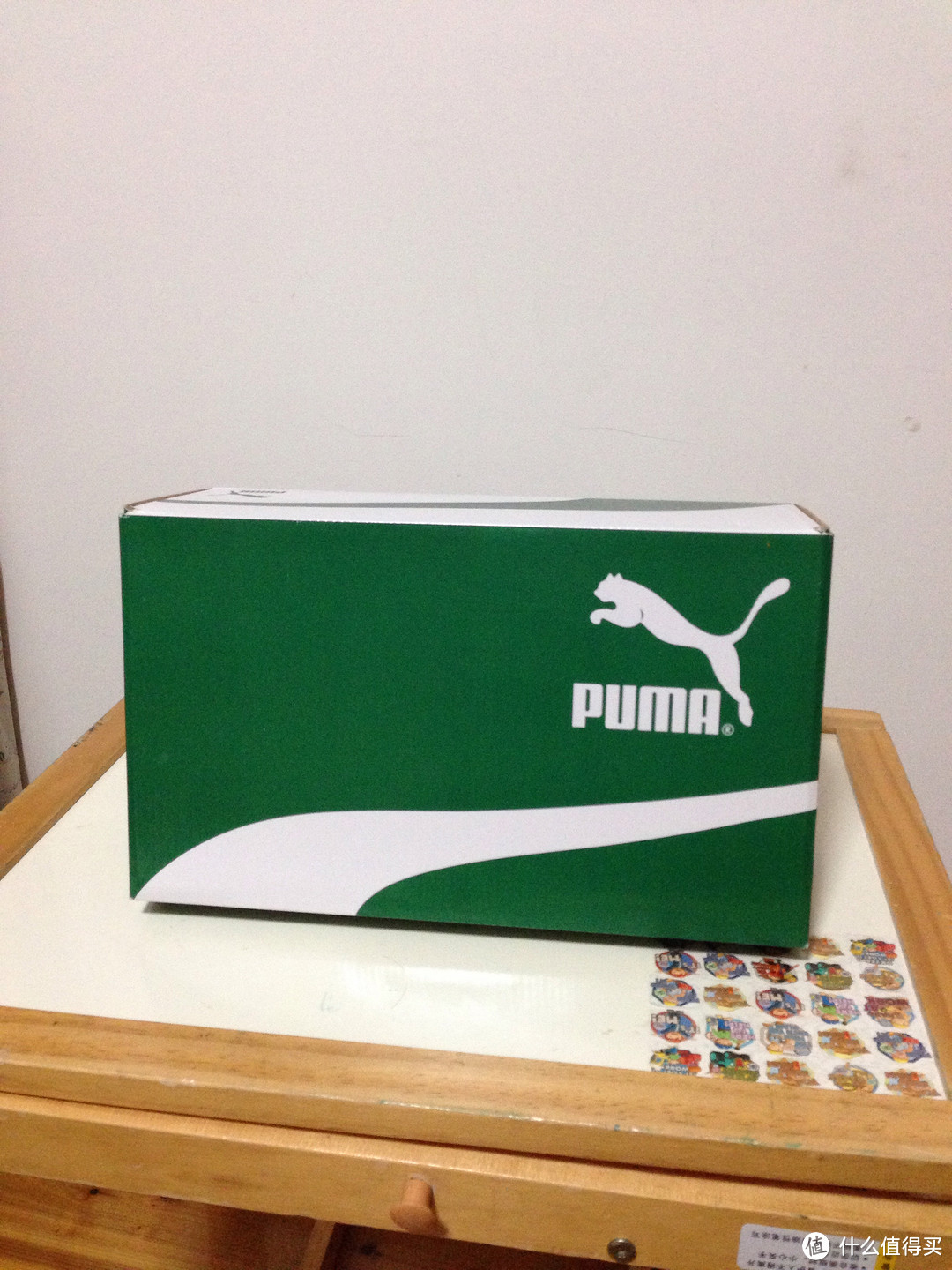 老腊肉入手小鲜肉（鹿晗）同款，瞬间觉得自己萌萌嗒：PUMA 彪马 R698 男款跑鞋