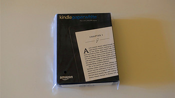 亚马逊Kindle Paperwhite 3电子书阅读器外观展示(屏幕|数据线)