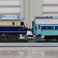 沪宁特快纪念 — BACHMANN 百万城 东风 DF11 0441内燃机车 & 25型双层硬座车厢（上局合段345070）