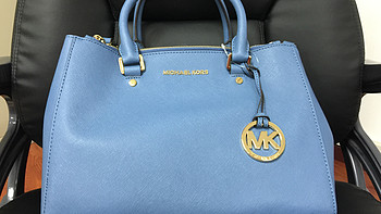 入手MICHAEL KORS SUTTON女士单肩包