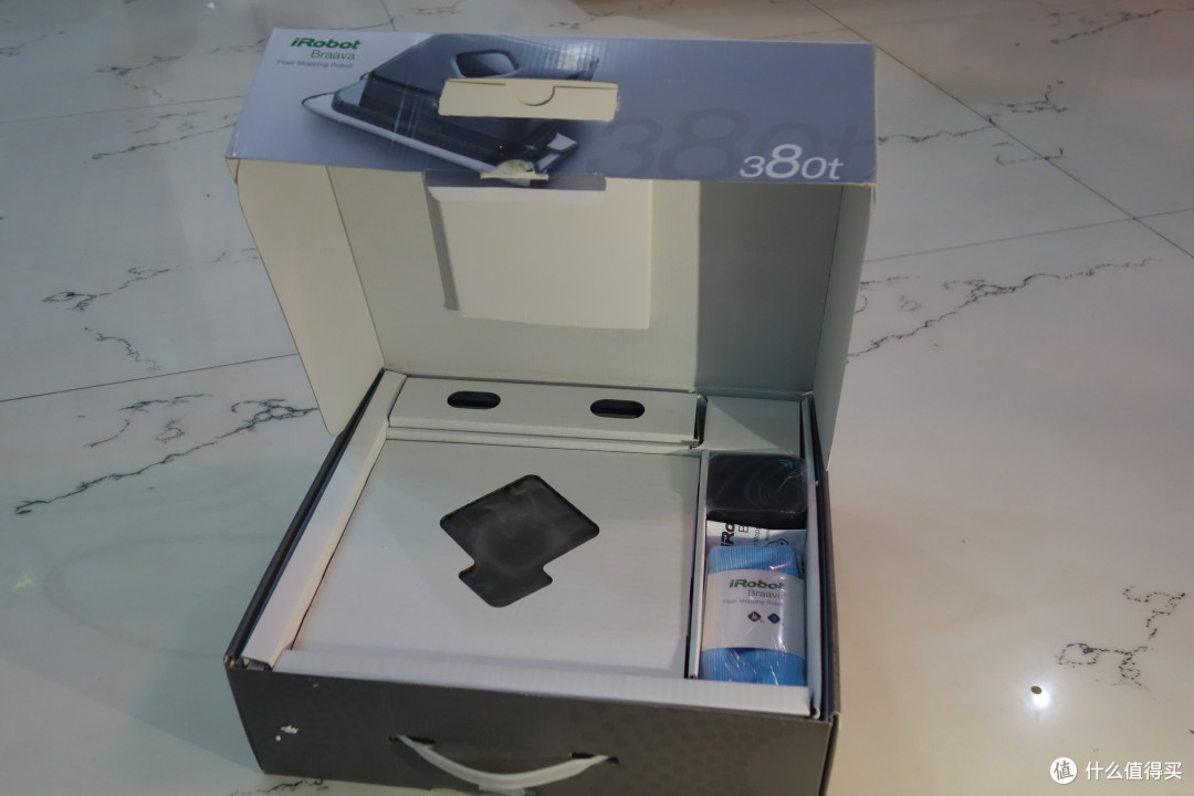田螺姑娘与歪果仁欧巴的邂逅：科沃斯&irobot880 380扫地机器人