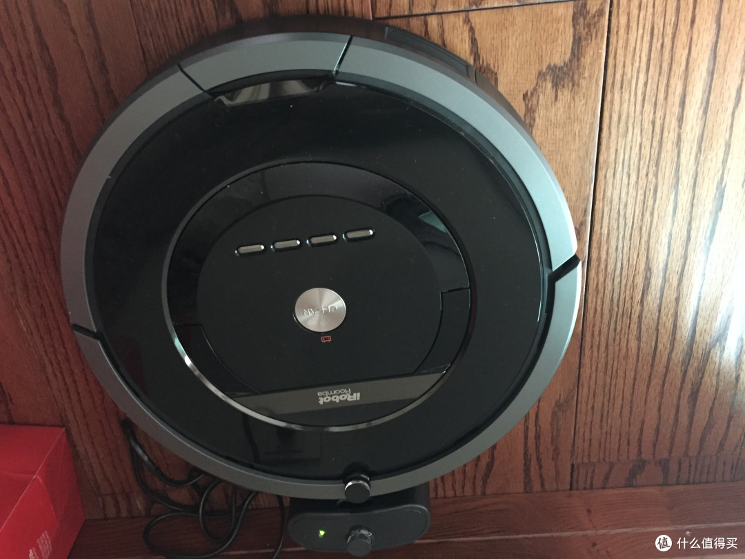 田螺姑娘与歪果仁欧巴的邂逅：科沃斯&irobot880 380扫地机器人