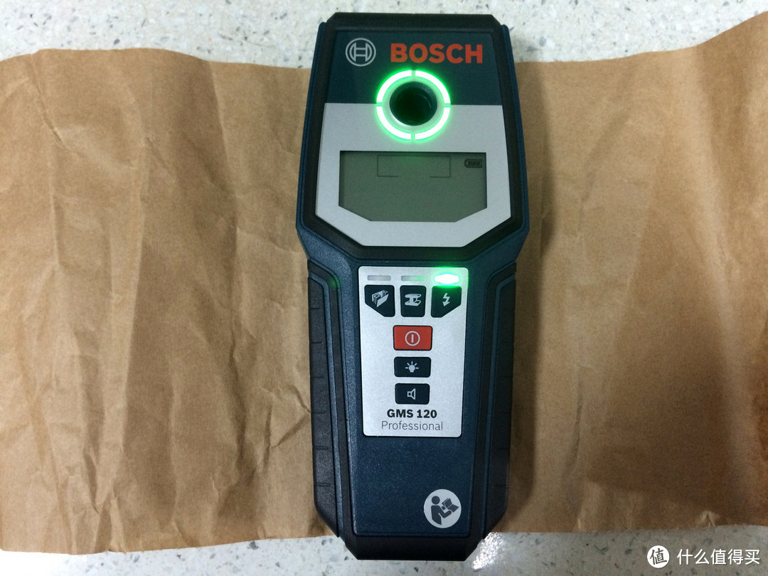 让每一次钻孔不再成为探险：BOSCH 博世 GMS120 墙体探测仪