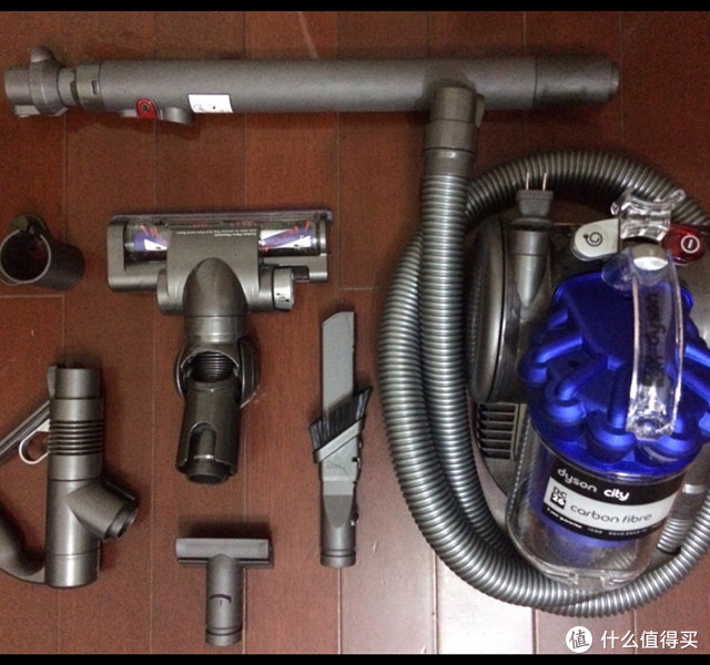 戴森dc26-2000块用来看气质&900块用来吸尘