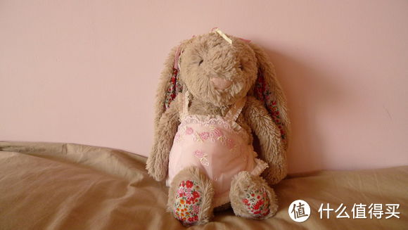 关于英国的那只小兔子:jellycat benny 兔子
