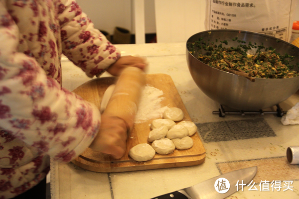 海氏HM750厨师机开箱并制作水饺
